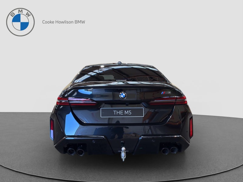 2025 BMW M5 PHEV image 5