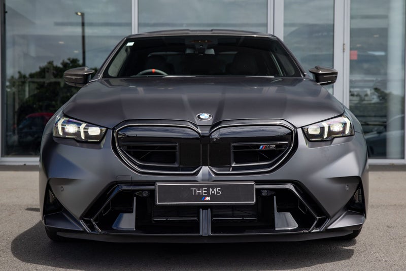 2025 BMW M5 Sedan image 2