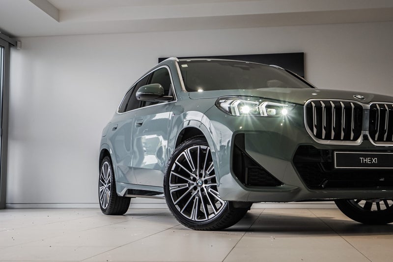 2025 BMW X1 18i sDrive image 2