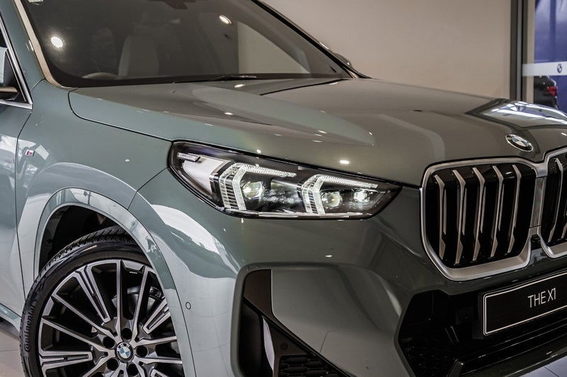 2025 BMW X1 18i sDrive image 3