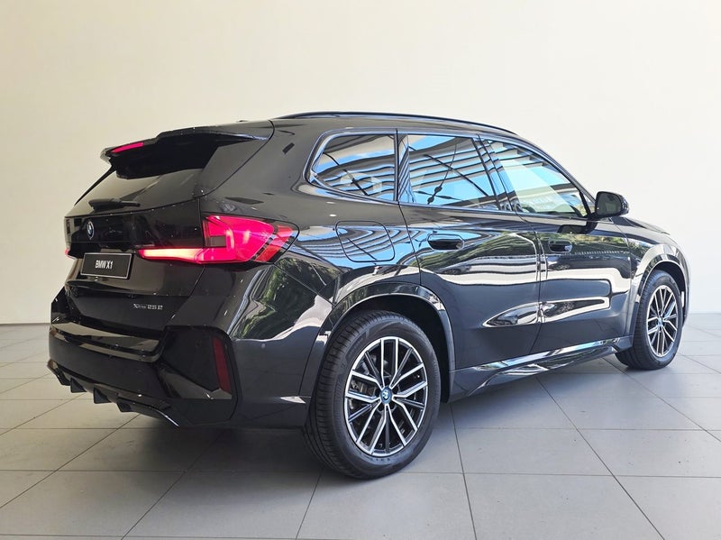 2025 BMW X1 25e Xdrive PHEV image 4