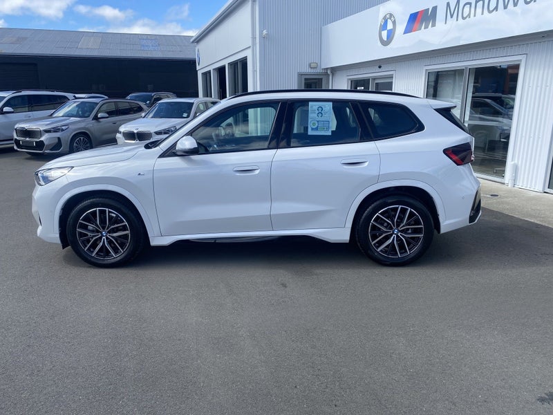 2025 BMW X1 S Drive 18i - image 5