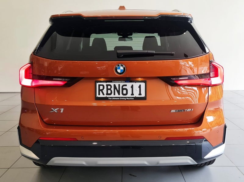 2025 BMW X1 S-drive18i X-Line Premium Utah Orange image 5
