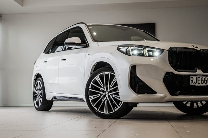 2025 BMW X1 Sdrive 18i | M Sport Package image 2