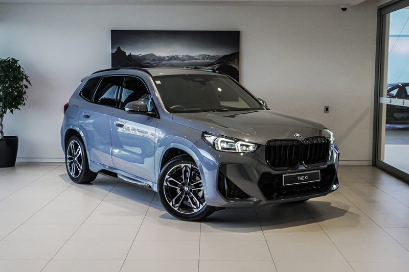 2025 BMW X1 sDrive18i image 1
