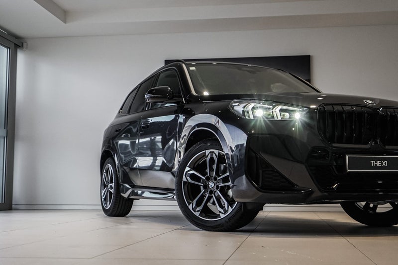 2025 BMW X1 sDrive18i image 2