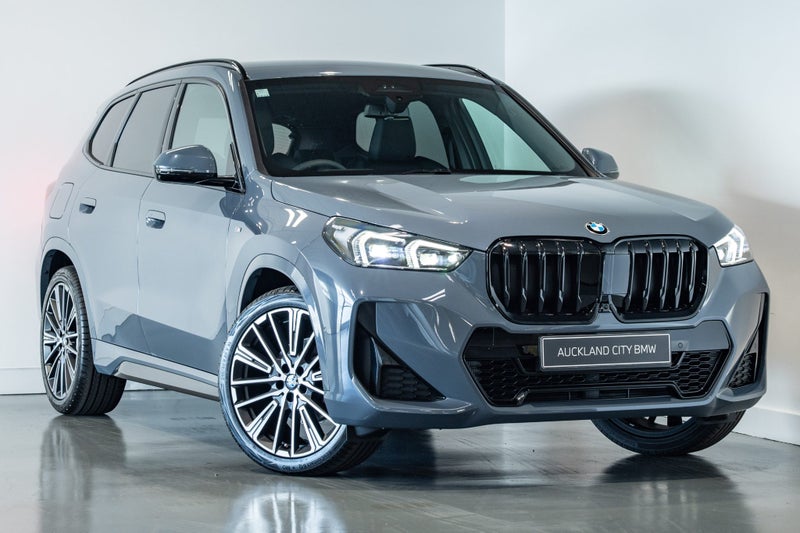 2025 BMW X1 Sdrive18i image 1