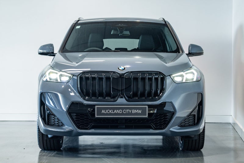 2025 BMW X1 Sdrive18i image 2
