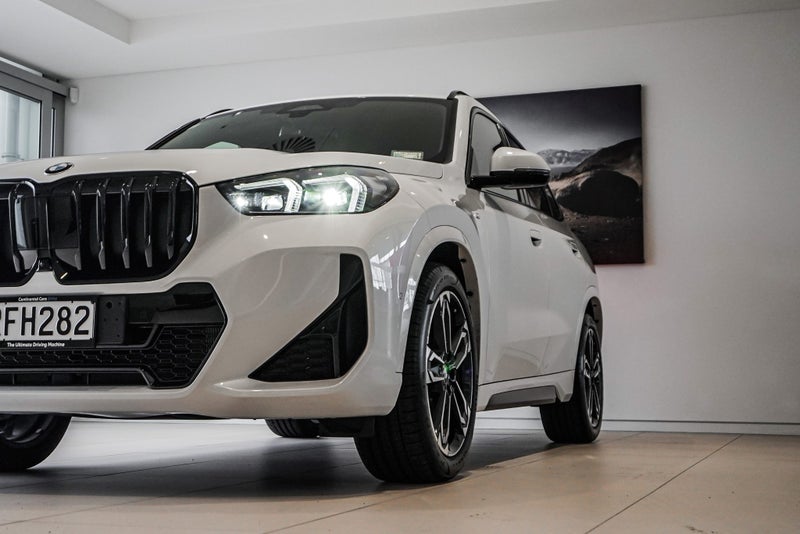 2025 BMW X1 sDrive18i image 5
