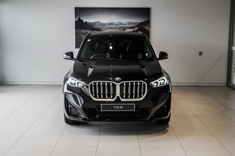 2025 BMW X1 sDrive18i image 4