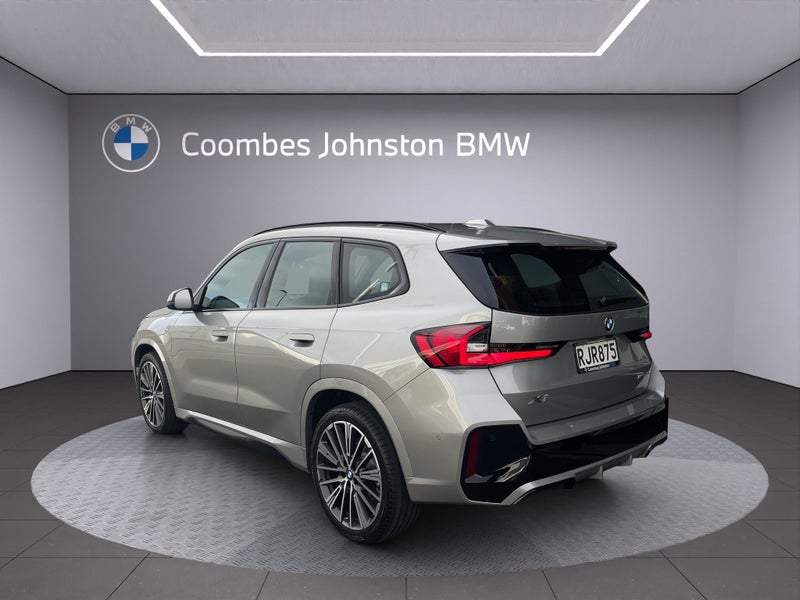 2025 BMW X1 sDrive18i image 4