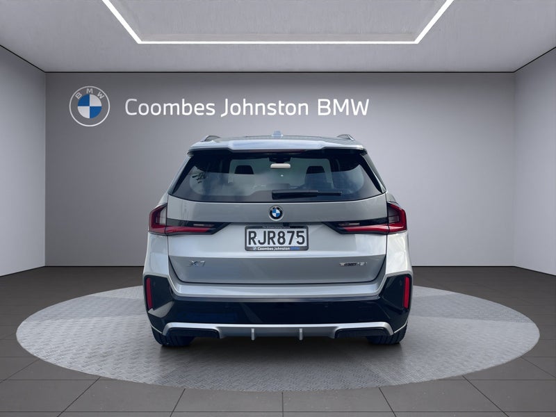 2025 BMW X1 sDrive18i image 5