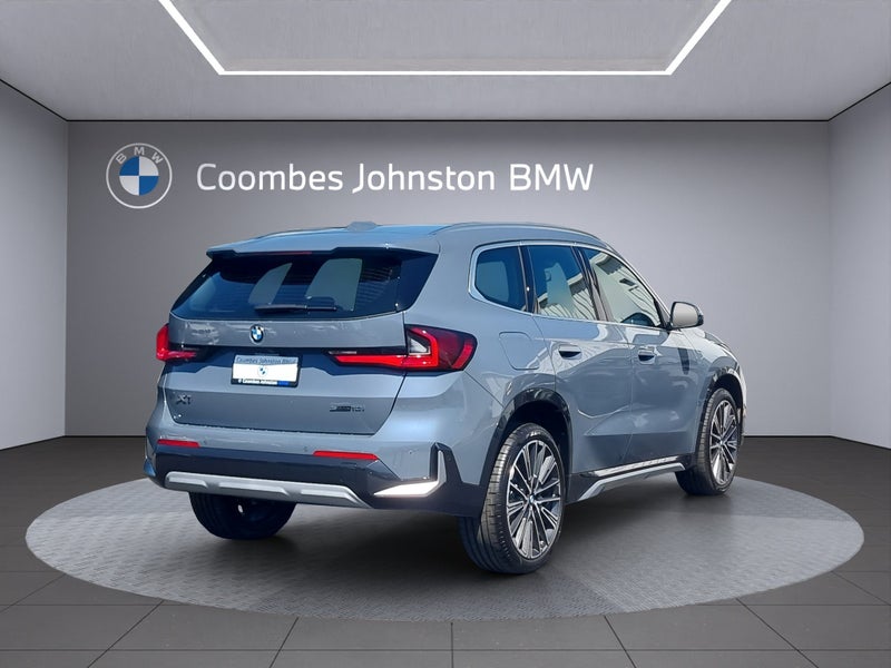 2025 BMW X1 sDrive18i image 5