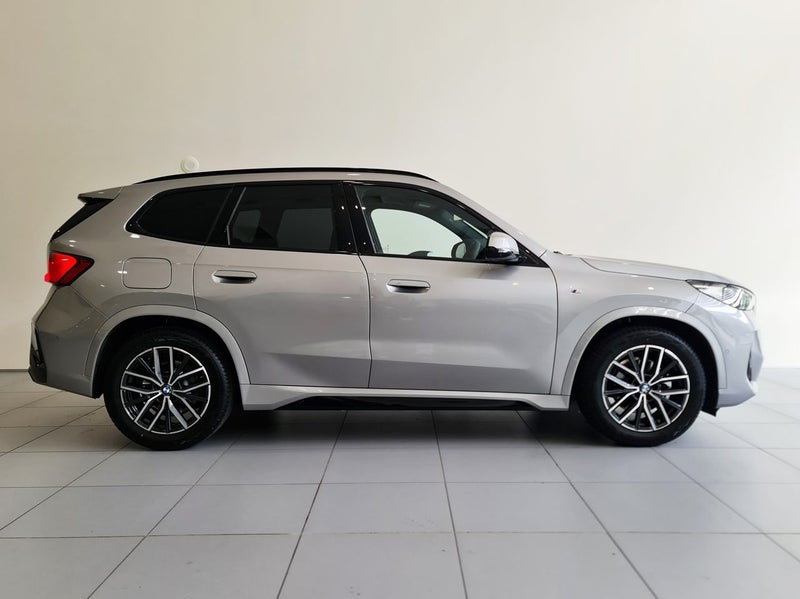 2025 BMW X1 sDrive18i M Sport image 3