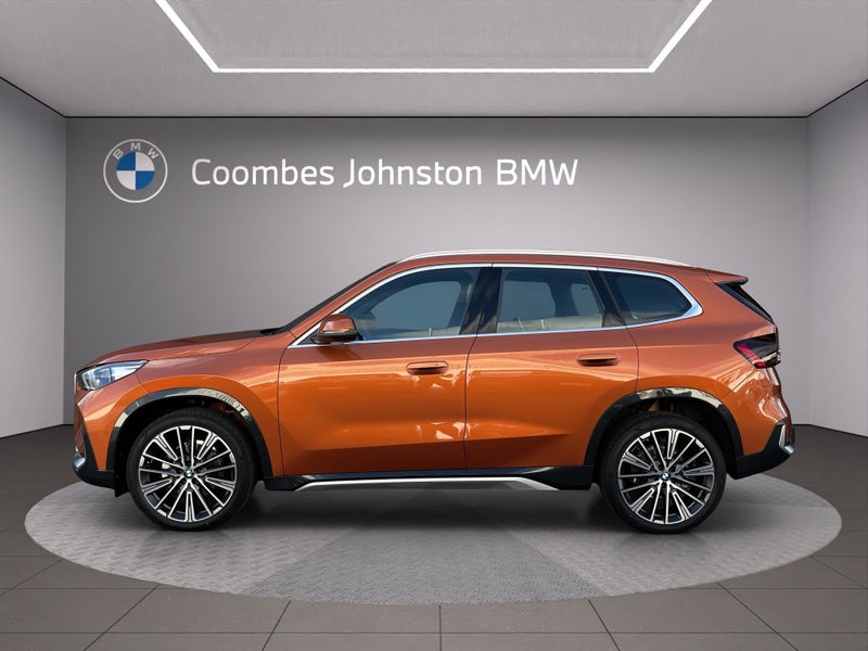 2025 BMW X1 sDrive18i xLine image 3