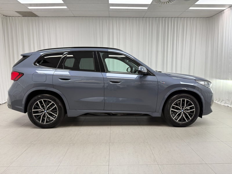 2025 BMW X1 X1 sDrive18i Motorsport with Innova... image 2