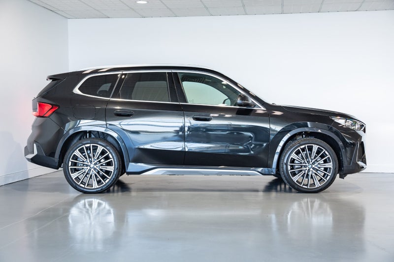 2025 BMW X1 xdrive25e xLine image 5