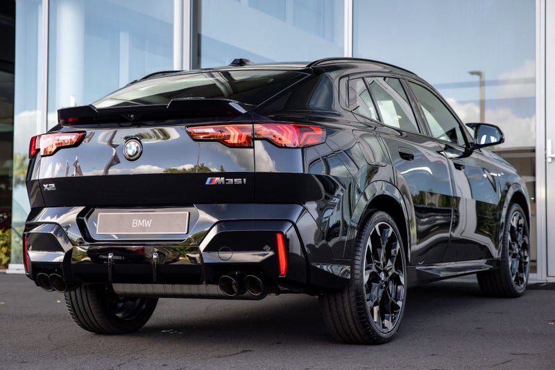 2025 BMW X2 M35i xDrive image 4