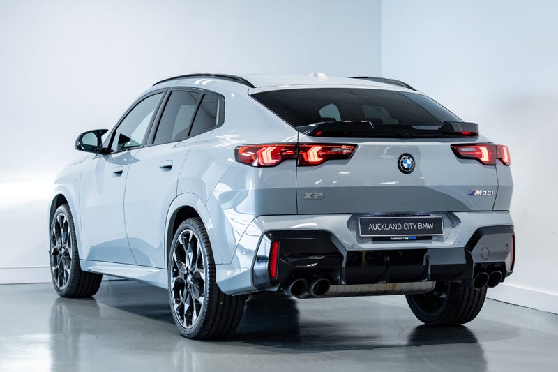 2025 BMW X2 M35i xDrive image 5