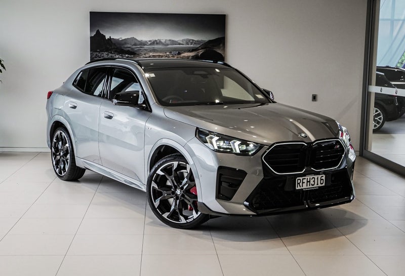 2025 BMW X2 M35i xDrive image 1