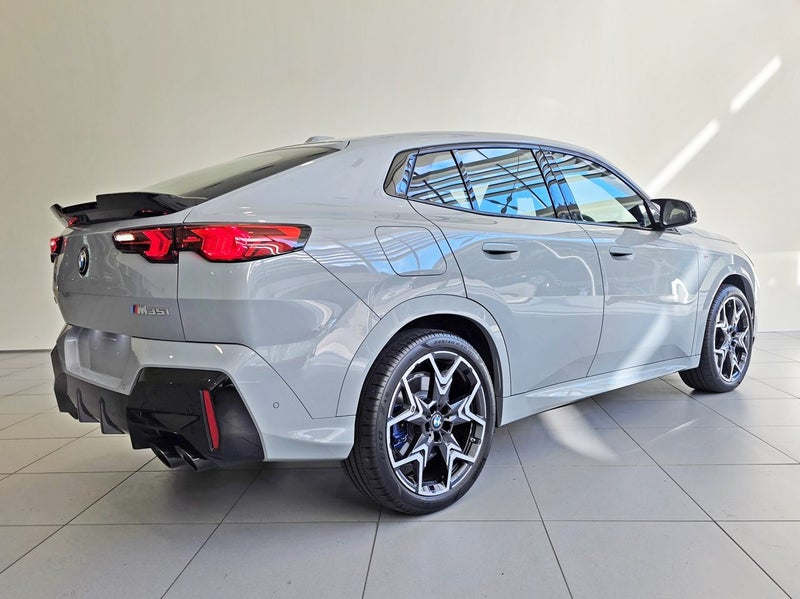 2025 BMW X2 M35i XDrive image 4