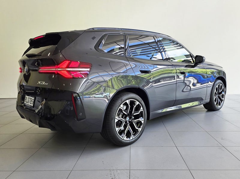 2025 BMW X3 20 xDrive image 4