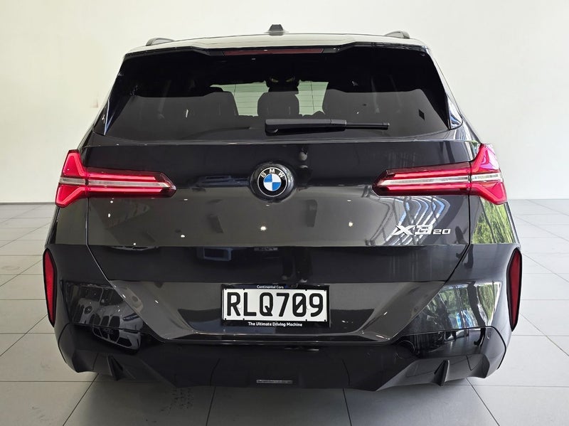 2025 BMW X3 20 xDrive image 5