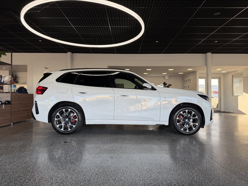 2025 BMW X3 20d xDrive image 3