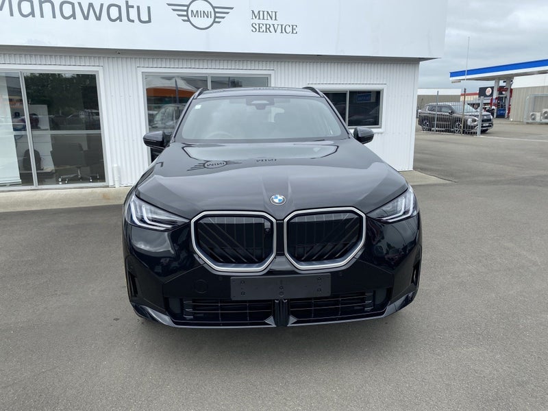 2025 BMW X3 20D Xdrive - Comfort and enhancemen... image 2