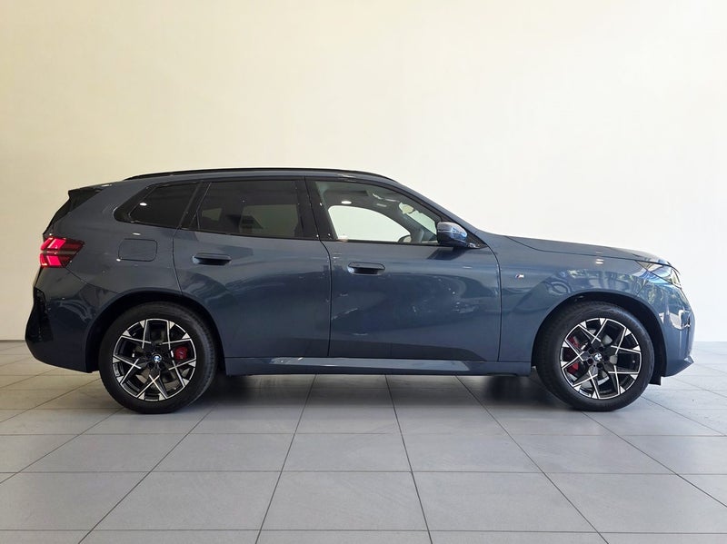 2025 BMW X3 20d xDrive Enhancement Package - M... image 3