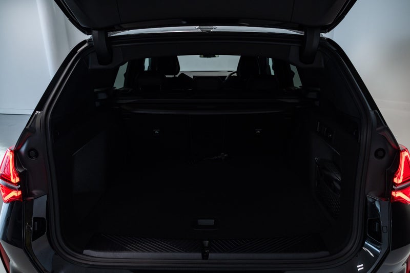 2025 BMW X3 20D Xdrive MSport Pro + Enhancement... image 5