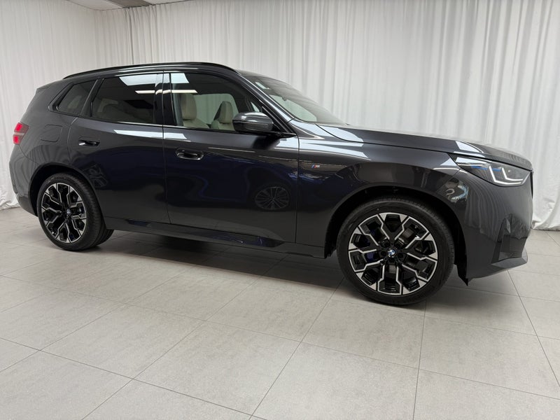 2025 BMW X3 30e xDrive with Motorsport Pro and... image 2