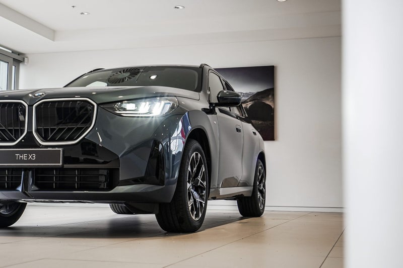 2025 BMW X3 36GP 20 xDrive image 5