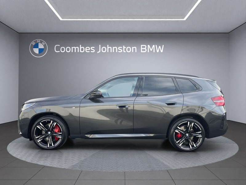 2025 BMW X3 M50 Xdrive image 3