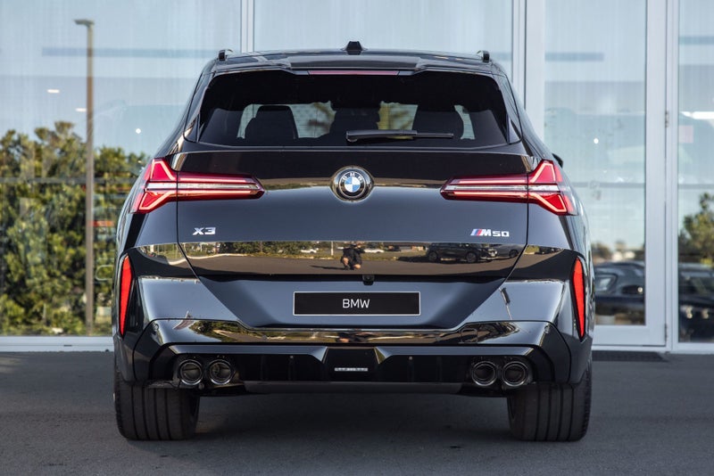 2025 BMW X3 M50 Xdrive image 4