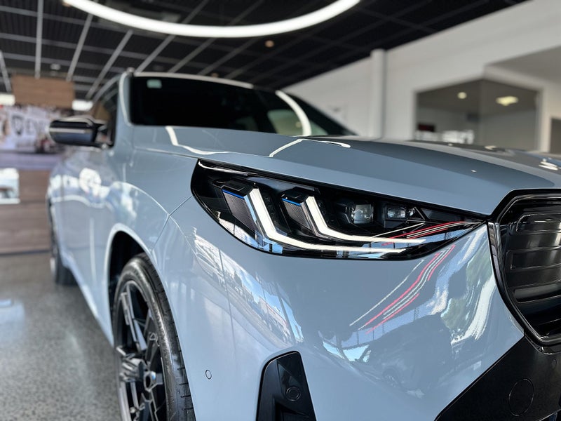 2025 BMW X3 M50 xDrive image 3