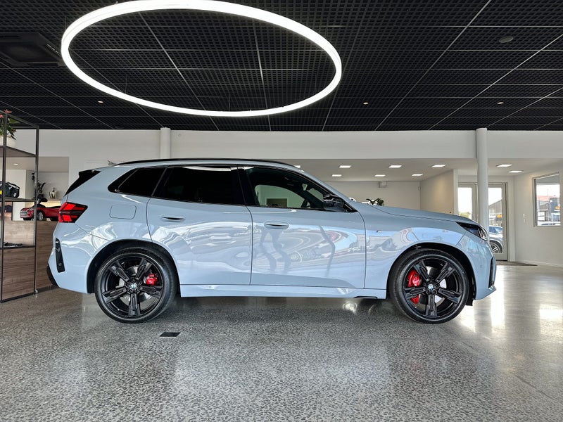 2025 BMW X3 M50 xDrive image 4