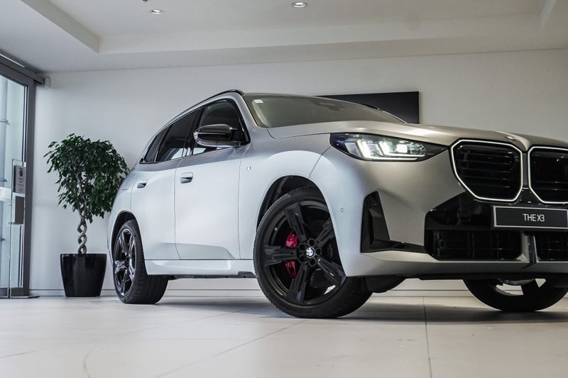 2025 BMW X3 M50 xDrive image 2