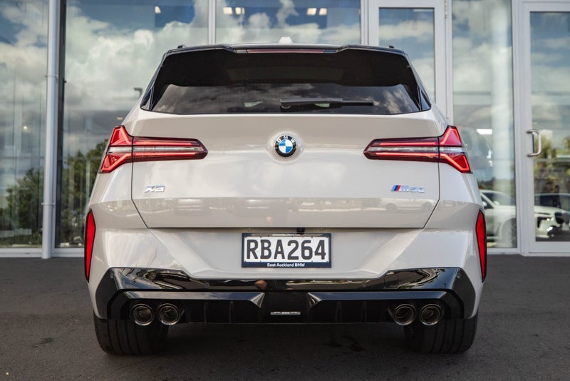 2025 BMW X3 M50 Xdrive image 4