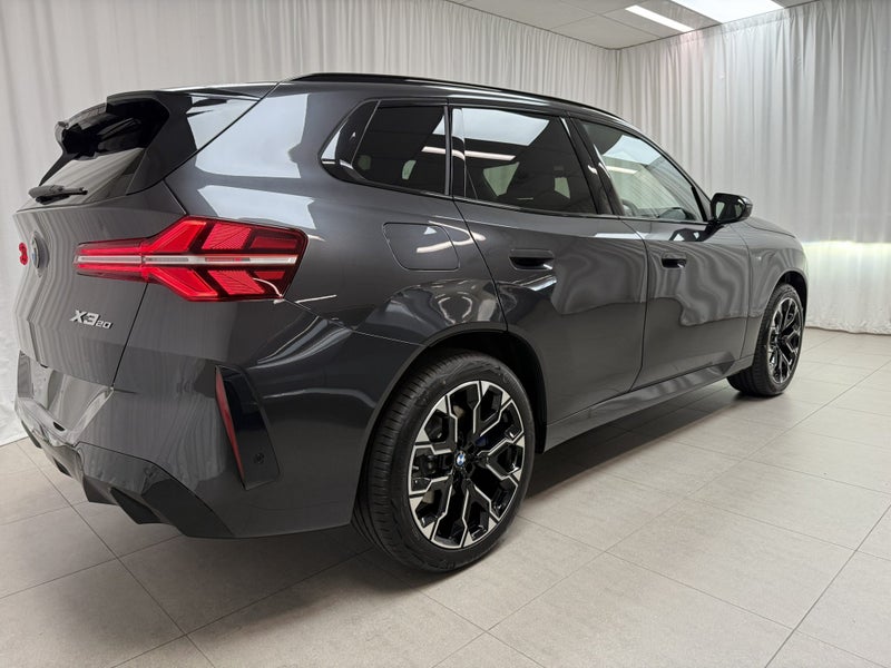 2025 BMW X3 X3 20 xDrive image 3