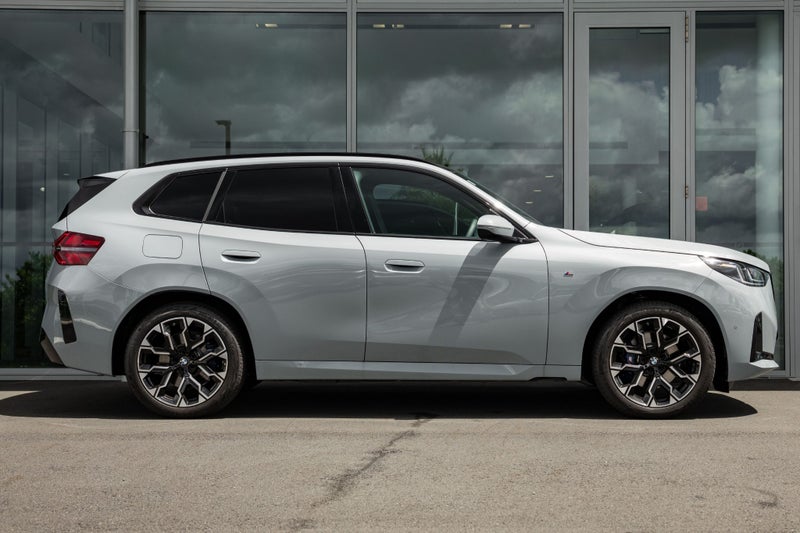 2025 BMW X3 X3 30e xDrive image 4