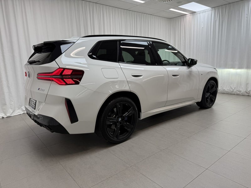 2025 BMW X3 X3 M50 xDrive image 3