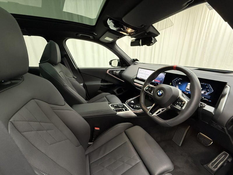 2025 BMW X3 X3 M50 xDrive image 4