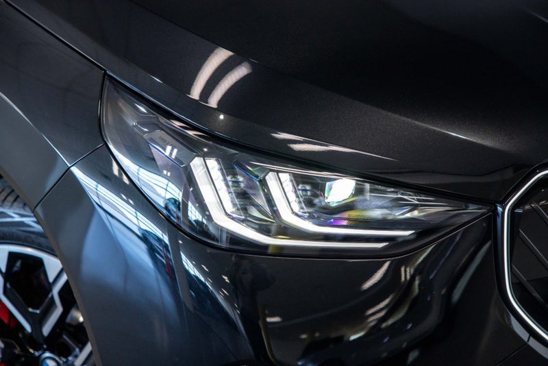 2025 BMW X3 xDrive 30e - Plug in Hybrid image 3