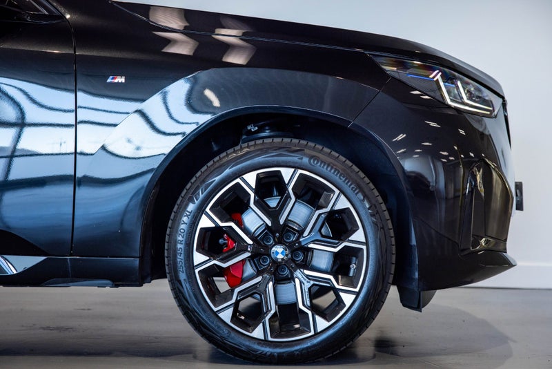 2025 BMW X3 xDrive 30e - Plug in Hybrid image 4