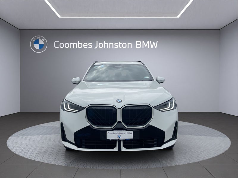 2025 BMW X3 xDrive20 M Sport image 2