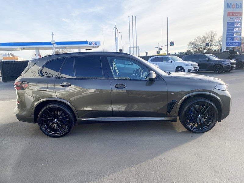 2025 BMW X5 30D - X Drive image 4