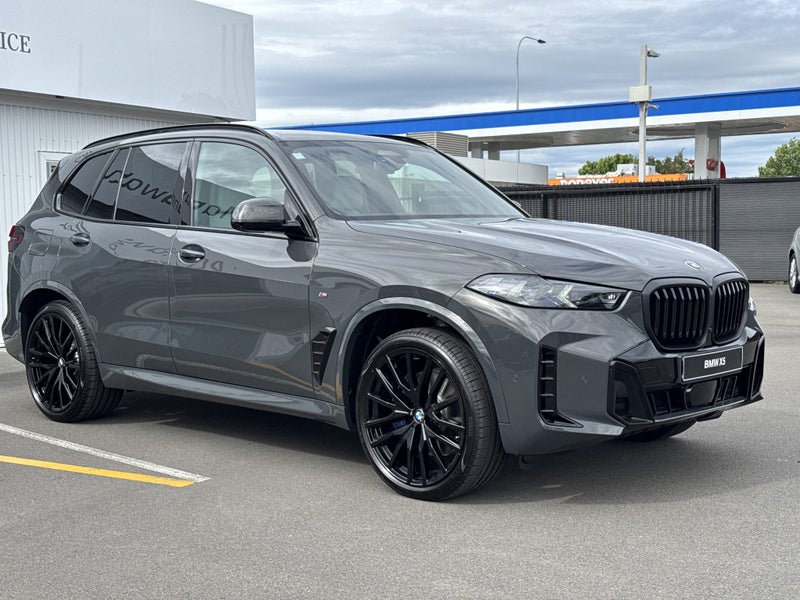 2025 BMW X5 30d xDrive - Beauitful Spec! Financ... image 3