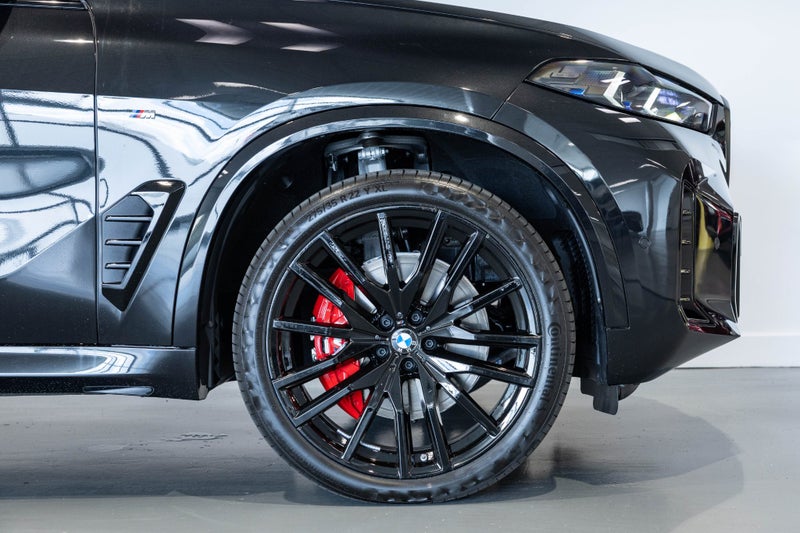 2025 BMW X5 30d xDrive30d Sports Collection Edi... image 5