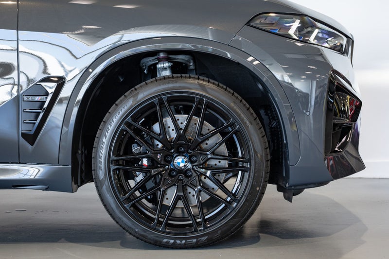 2025 BMW X5 M Competition image 4